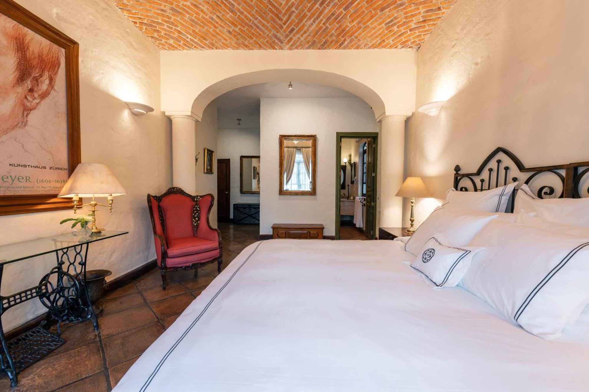 Villa Ganz Boutique Hotel Гуадалахара Екстериор снимка
