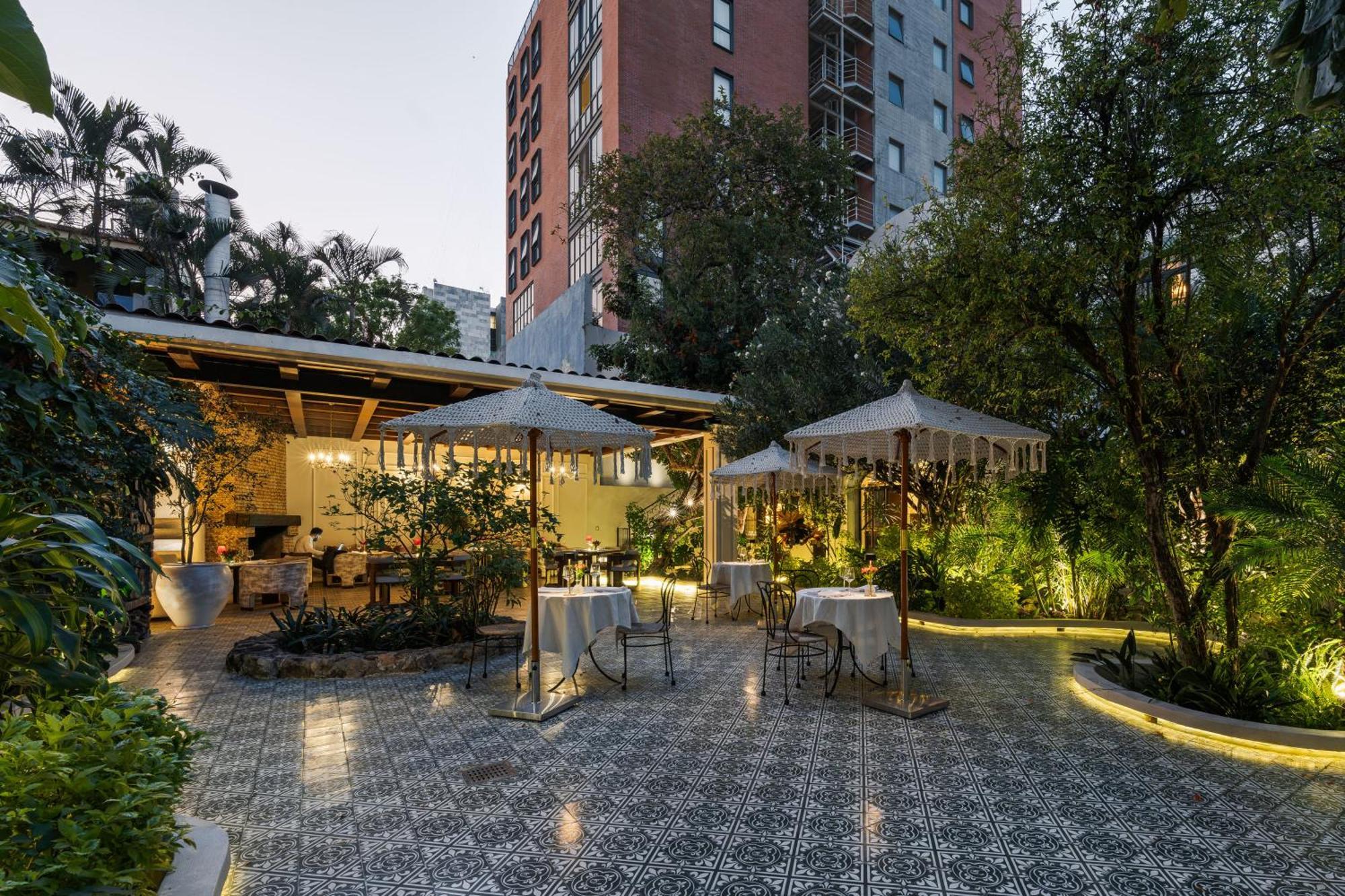 Villa Ganz Boutique Hotel Гуадалахара Екстериор снимка